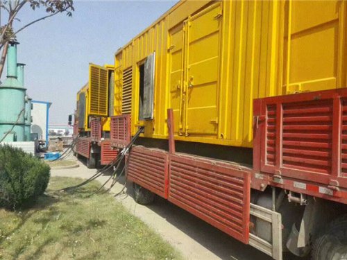 乌拉特前计算 200KW 柴油发电机油耗时，需要考虑哪些因素？